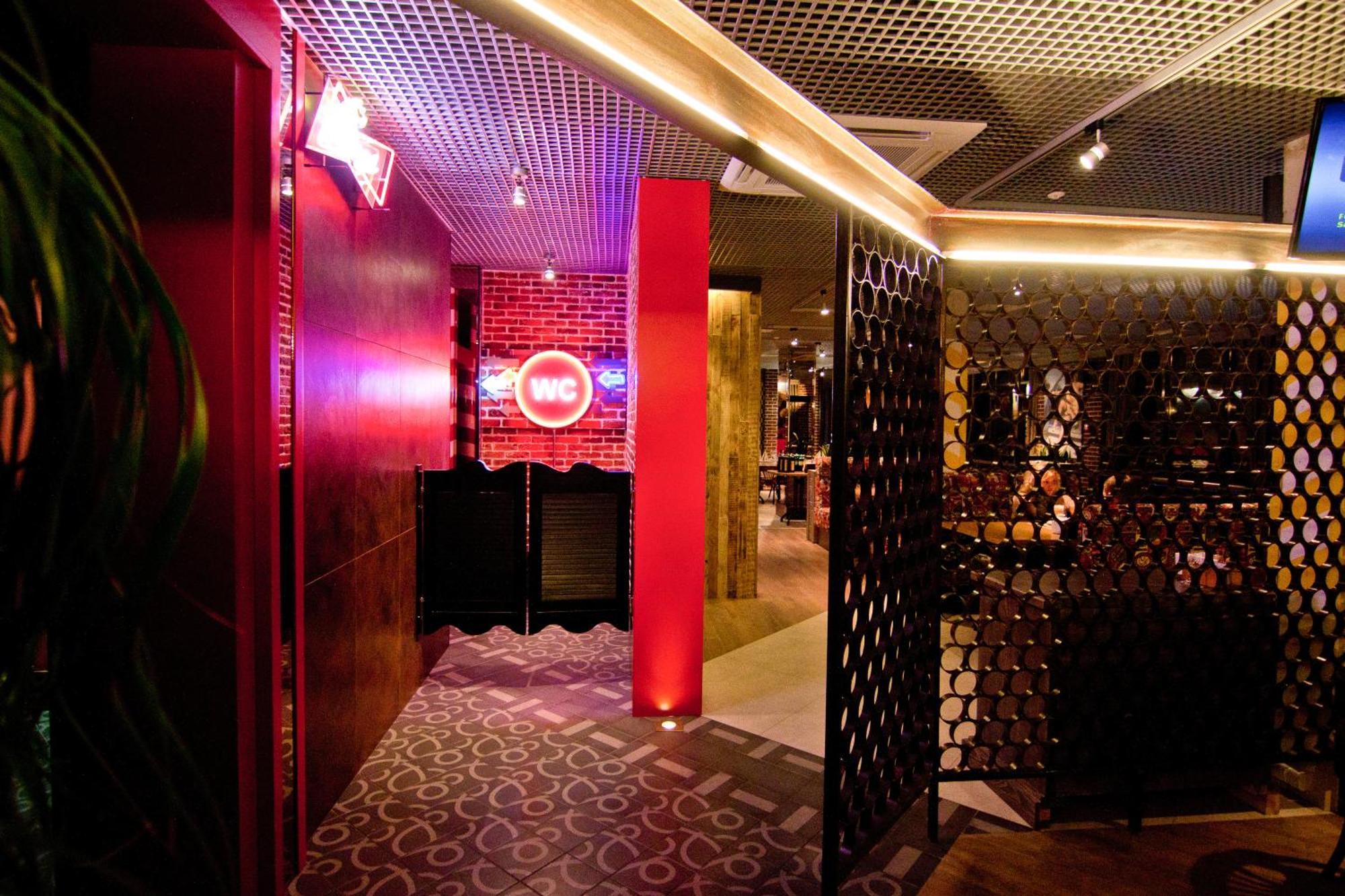 路德斯塔酒店 第聂伯罗彼得罗夫斯克 外观 照片